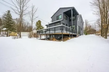 New - Cozy Modern: Stunning Views,3 Mins Ski,BBQ,Fire Pit,Game Room,Walk to Town Отели в г. Виндхам