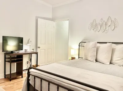 7+ Midcity Dream Home - Central, at Best NOLA Eats & Shops Hotels in Mid-City