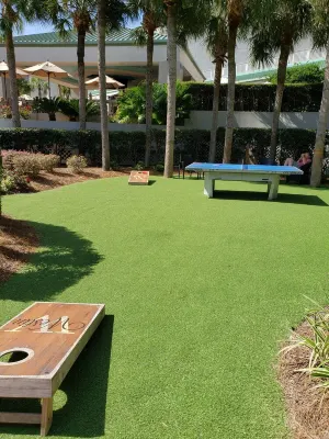 YOUR ISLAND GETAWAY! 3 BR Near BEACH - Incl GOLF & Tennis for 4 Daily at Westin