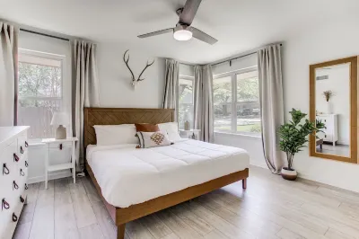 Cowtown Oasis w/ Gated Pool, Huge Backyard, BBQ! Hotels near Remington Park