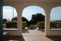 Fantastic 180 sq. m. apartment in cozy dream villa