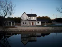 Peaceful Getaway in Granbury with Private Fishing & Gameroom