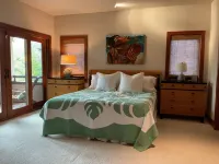 Elegant Giant Oceanfront Estate - steps to Magic Beach with pool, sub zero
