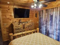 Lake Cumberland Cabin Getaway! Quick Local Lake Access!