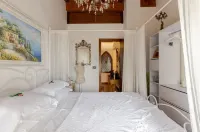 Charming apartment in the Castle.