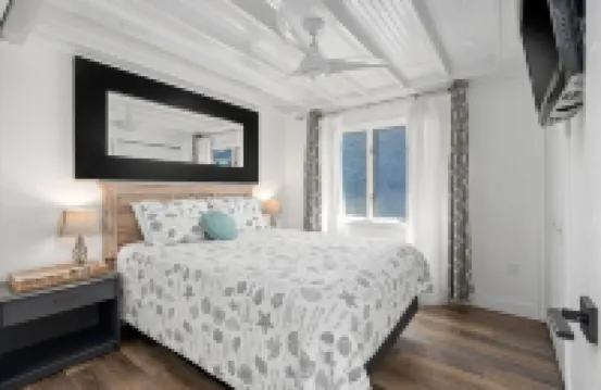Pet Friendly 2Br Oceanfront Building Perfect for Couple or Small Family