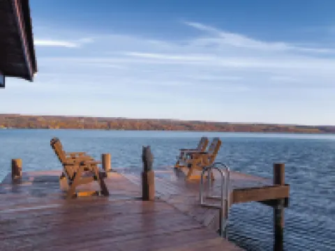Just Us - Private Waterfront Home on Seneca Lake. Dog Friendly! Hotels in Starkey