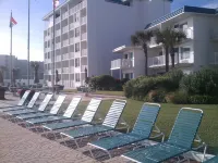 PERFECT 1BR,  2 BATH CONDO ON THE BEACH - STEPS AWAY FROM THE ATLANTIC OCEAN! Hotel a 