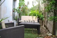 Old winery close to the sea and shops on île de ré Hotel di Sainte-Marie-de-Re