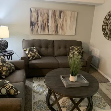 Cozy Townhouse in Quiet Area