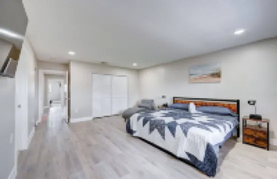 Modern cozy home! Single Family with game room, Pool & Patio.