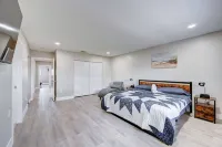 Modern cozy home! Single Family with game room, Pool & Patio.