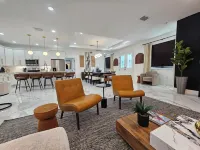 LUXURY 5/4 w Jacuzzi tub Winter Park/CP Orlando Gem
