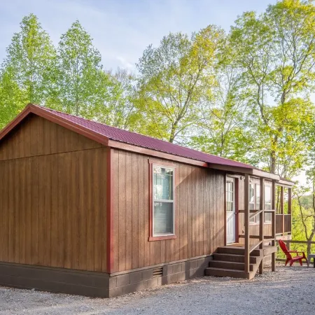 Lake View Nature Cabin at Bear Bluff Retreat