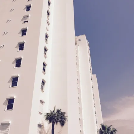 Oceanfront Luxe Sleep with the Waves Artist Owned 9th FL Breathtaking Pano Views