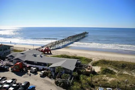 Wine & Roses:6 bed, 6 bath, sleep 16, HEATED pool, hot tub, steamroom, golfcart.