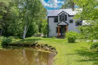 NEW Vermont Luxury in Woodstock Village: Private Home, Pond & Mountain Views Hotels in Woodstock