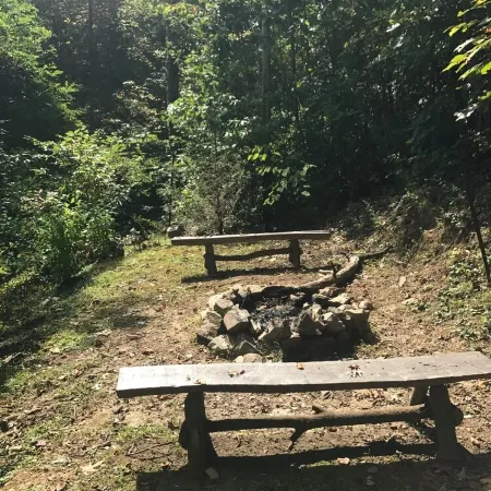 Quiet Rustic Getaway