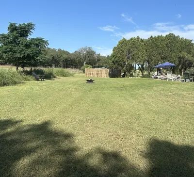 We are back! Two bedroom apt on 3.2 acre private estate. Only 3 min to Main St.
