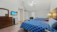 Lake of the Ozarks Four Bedroom Home Right Off the Water in Margaritaville