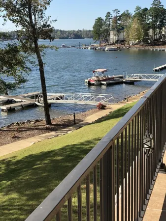 Spacious Condo at Lake Martin, AL