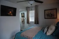 LET D'S COZY COTTAGE #2 PROVIDE YOU A COMFORTABLE STAY IN BIG SPRING, TEXAS!!! Các khách sạn gần Howard College