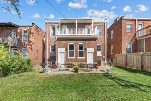 Downtown Historic Retreat [w/ Balcony & Grill}