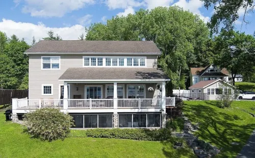 Jockey Lake House: Spacious Retreat With Game Room Near Race Track Hotels in Stillwater