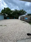 Cozy beach house - 5 min walk to the beach (Pet-Friendly