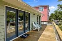 Sea Cabana-Family Beach House 200ft to the Sound and 900ft to the Beach