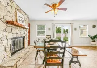 Beautiful home, close proximity to golf, shopping, dining, parks and hospitals