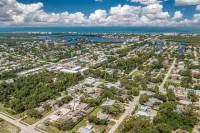 Cozy Getaway with pool and minutes to the beach!!!