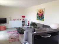 Bottom of independent 60m2 villa, 2 bedrooms, large terrace and golf ball - 3 Sao