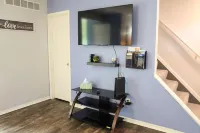 Ezekiel's Getaway Side 1 - near Ark Encounter with Game room