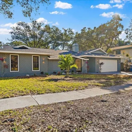 Heated Saltwater Pool & Spa l Family Friendly l Near Beaches & Clearwater