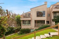 Highly Upgraded 2 Bedroom 2.5 Bath Condo Located in Gated Complex On the Bluff