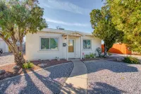 Adorable 2 BR at the heart of town!