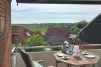Vogelsang with Balcony and View over Borkum Insel-Camping-Borkum附近的飯店