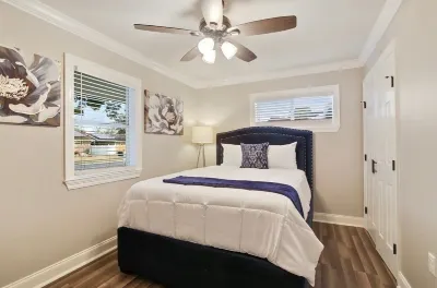 Spacious 3BDR 3BTH Home only minutes from downtown New Orleans. . Hotel dekat Wesley Barrow Stadium