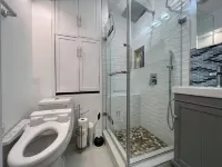 Newly Remodeled Sparkling Clean 1BR near SF/SFO+EV 사우스샌프란시스코 호텔