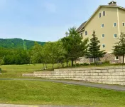 Okemo's Jackson Gore-1 Bedroom Condo /Direct Ski Access. Walk to Pool & hot tubs - WiFi