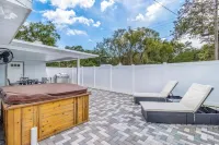 3/2 Renovated Wifi/HotTub Hotels in Egypt Lake-Leto