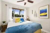 Kona Reef Sand and Surf (beachfront/walk to town)