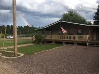 Beautiful Lake Views at this Dog Friendly home on Rainbow Lake Unity of the White Mountains 주변 호텔