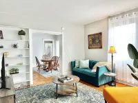 Downtown Oak Park/Fast WIFI/Free Parking/ Victorian Home/Sleeps 6