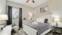 Luxury 4 BR/3BA Waterview Home w/ Pool + Spa with work space