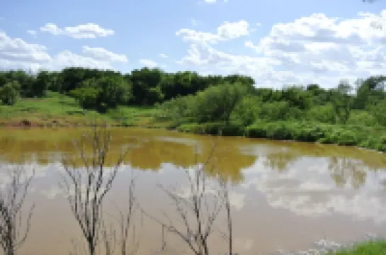 Rustic cabin on the Texas Red River
