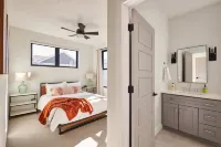Luxury Rowhome 🏔 Mountain Views Littleton Main St
