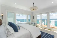 Luxurious Oceanfront Property: A Cruising Feeling Awaits You ! Hotels in York