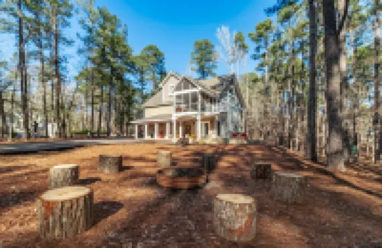 Beautiful Lakehouse on Clarks Hill Lake